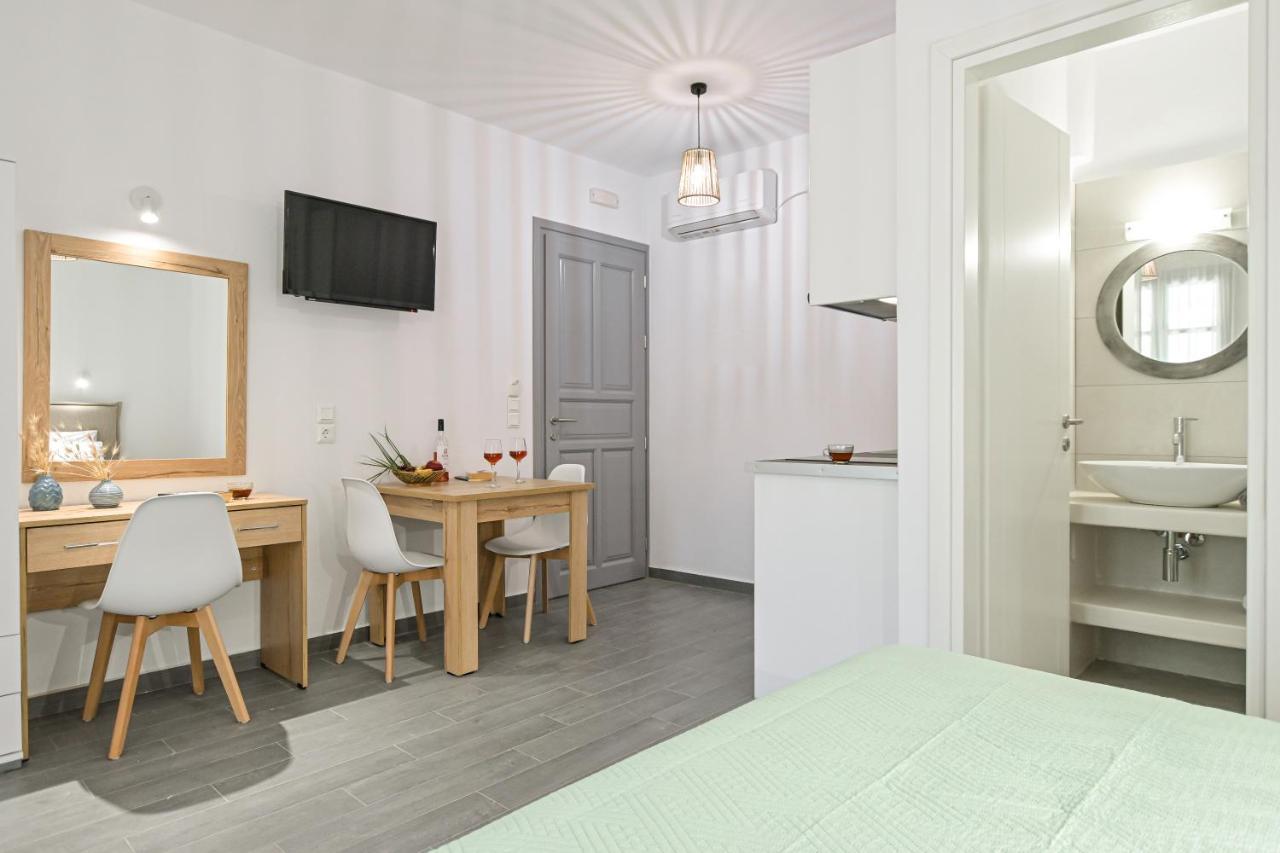 Vive Mare Plaka II Aparthotel Exterior photo